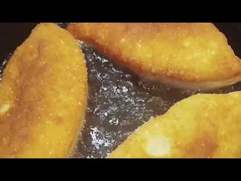 Видео: Домашние пирожки с картошкой -это вкус детства🥔 Homemade potato pies -the taste of childhood🥔
