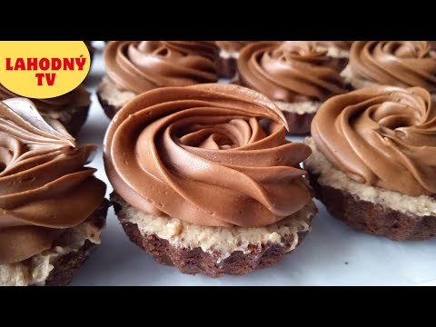 Видео: Роскошные капкейки Margotka, рождественские конфеты! Вкусное ТВ