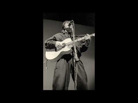 Видео: Виктор Цой - Перемен! (Студийный вокал под гитару)