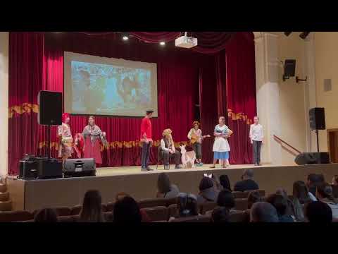 Видео: Театральная сценка "Как старик корову продавал"