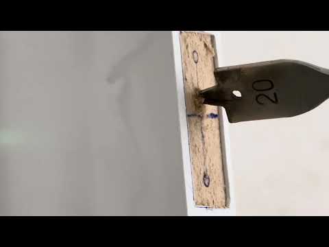 Видео: Есіктің тұтқасын орнату.