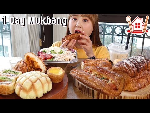 Видео: Приготовление и употребление пряного обжаренного осьминога и разнообразного хлеба с пузырьковым чаем