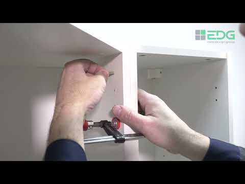 Видео: 6  Соединение между собой модулей кухни