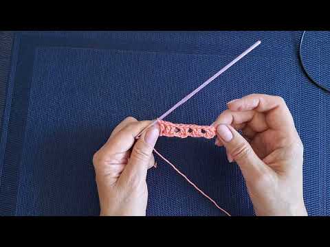 Видео: Уроки вязания крючком. Набор петель колечками.