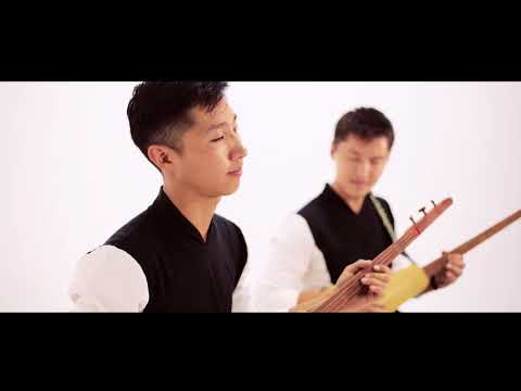 Видео: Комуз миллионы алых роз(cover)