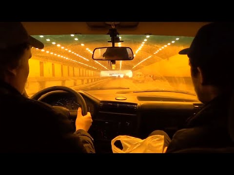 Видео: Катаемся по Москве на машине с Ваномасом