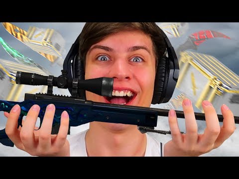 Видео: МОЙ ОТЕЦ МЕЧТАЛ О НЕМ! Я ВЫБИЛ AWP МЕДУЗА ЗА 40000 РУБЛЕЙ В КС:ГО! (CS:GO Открытие кейсов)