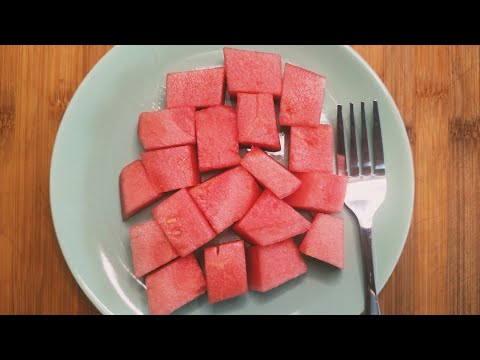 Видео: Ինչպես Գեղեցիկ կտրել ձմերուկը#Как красиво нарезать арбуз#Wassermelone. inchpes ktrel #dzmeruk🍉