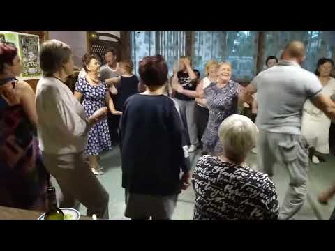 Видео: Аркуль. Выпускники 1972 зажигают