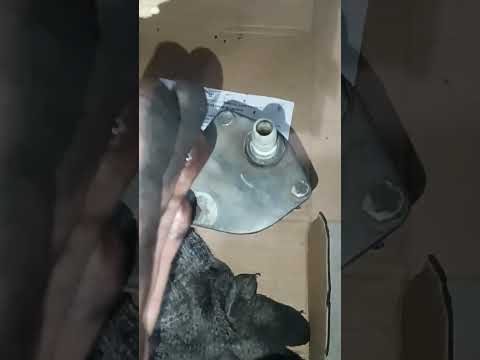 Видео: Смотрим вакуумный насос/1.9tdi AHU/ Look at the vacuum pump