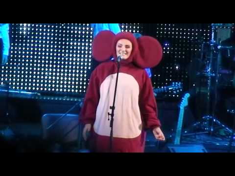 Видео: Елена Ваенга -песня про Чебурашку
