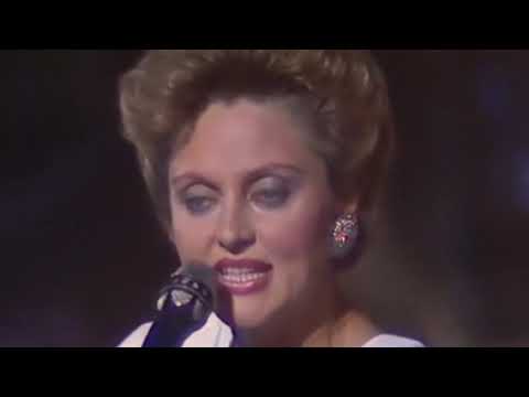 Видео: Алина Витебская - Пустынный берег