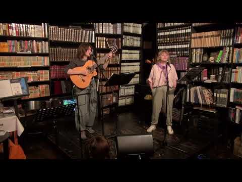 Видео: Елена Фролова, Мария Махова Презентация альбома "Колыбельная для рыб" 2 отделение