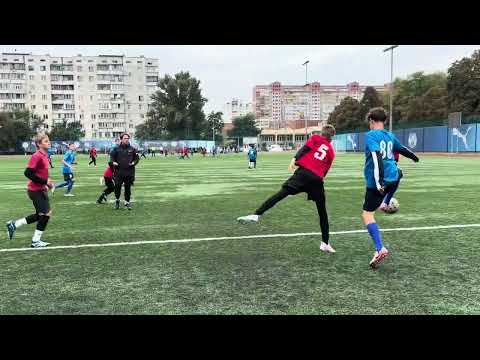 Видео: ФК Фаворит-(п/к) - ФК Вигурівщина-(2) 2013 // 1 тайм (28.09.25)