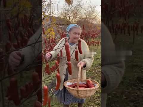 Видео: Хороший урожай у бабушки вышел