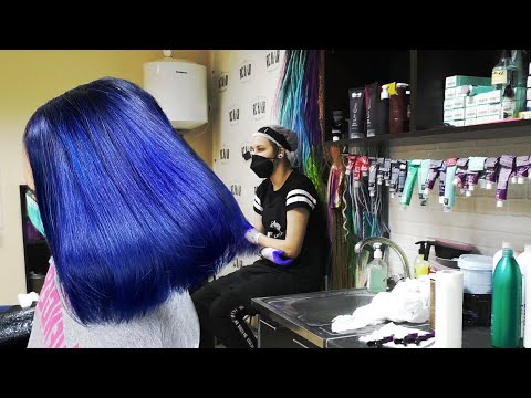 Видео: Как покрасить волосы в яркий цвет. Цветная растяжка цвета в технике шатуш.