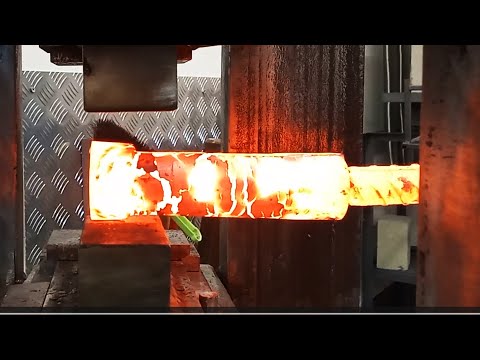 Видео: 20 Ковка клинка из закрученного дамаска | ч.1 подготовка стали