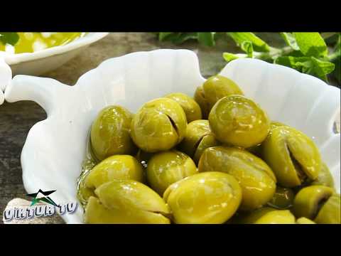 Видео: КАК ПРАВИЛЬНО СОЛИТЬ ОЛИВКИ. ТУРЕЦКИЙ ДЕРЕВЕНСКИЙ МЕТОД КЫРМА