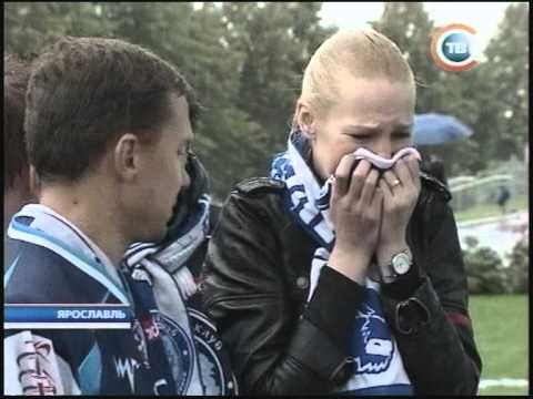 Видео: Болельщики ХК Динамо-Минск простились с Локомотивом