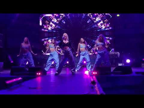 Видео: Юлианна Караулова-Hello Goodbye.День поселения Свердлова "Время первых" 2023