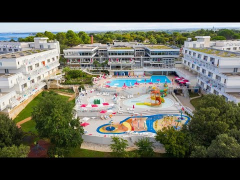 Видео: Hotel Delfin Plava Laguna Porec Kroatien Хорватия