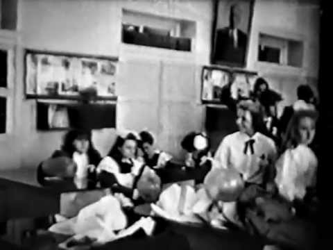 Видео: Последний звонок в школе № 37 г.Мурманск 25.05.1989 год