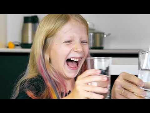 Видео: ДЕШЕВАЯ Еда vs ДОРОГАЯ Еда ЧЕЛЛЕНЕДЖ! Есть ЛИ РАЗНИЦА?