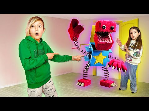 Видео: Бокси Бу ЗАХВАТИЛ Машу ! Тима смотрит СТРАННОЕ ВИДЕО !