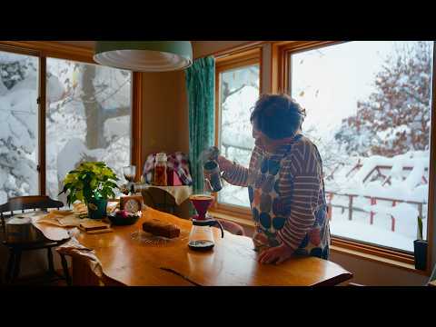 Видео: Жизнь при -12°C: заснеженная Япония, кулинария моей мамы и морковный пирог