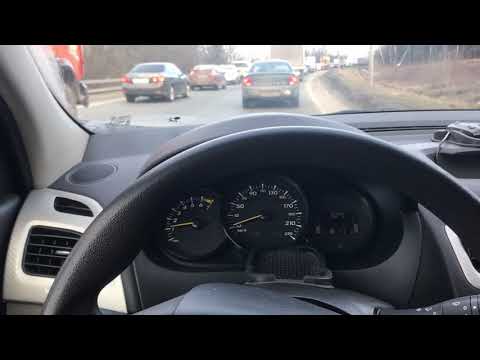 Видео: Загорается СТОП и ручник на панели приборов Renault Fluence !? Проблема легко устраняется!