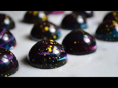 Видео: Корпусные конфеты "Космос" с трюфельной начинкой ( Space chocolate bonbons )