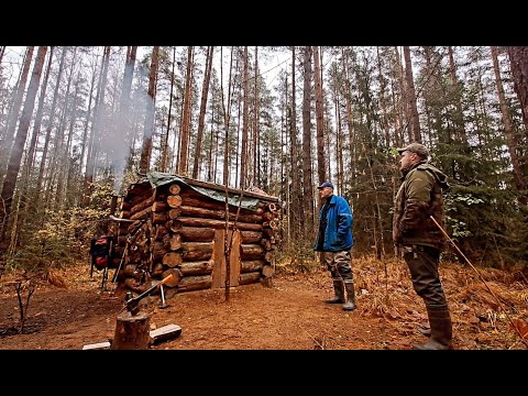 Видео: ИЗБА К ЗИМЕ ГОТОВА! УСТАНОВИЛИ ПЕЧЬ В ТАЁЖНУЮ ИЗБУ И ЗАГОТОВИЛИ ДРОВ. ДИКАЯ КУХНЯ!