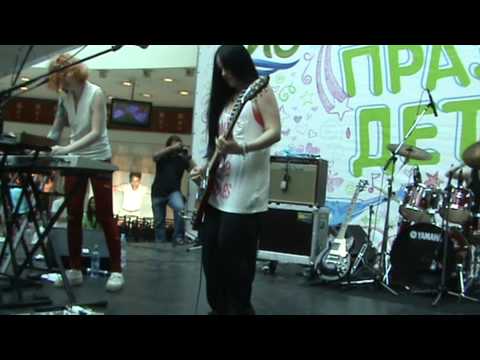 Видео: Ранетки Налоги на любовь Она одна ТЦ РИО)