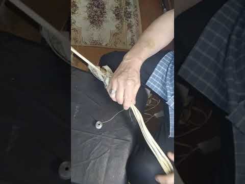 Видео: Изготовление усиленного кнута. (Часть 5). Плетение тела кнута и рукояти.