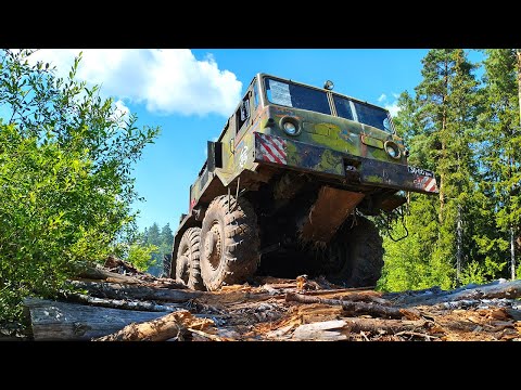 Видео: Максимальная скорость МАЗ 537 / Испытание на твердых покрытиях