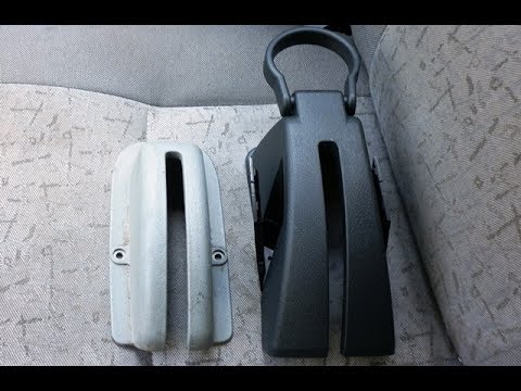Видео: Установка пластиковой облицовки ручного тормоза с подстаканником от Гранты на Калину