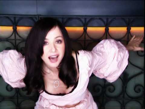 Видео: Irina Florin - Вчерашни цветя (Official Music Video)