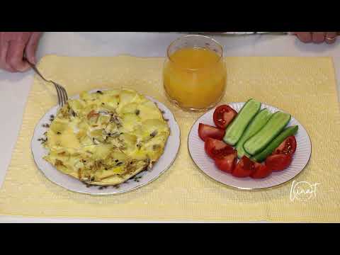 Видео: Завтрак  День седьмой   Омлет с овощами   Свежие помидорки и огурчики   Апельсиновый сок с манго