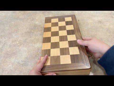 Видео: Превратите старую шахматную доску в ЭТО! (ГЕНИАЛЬНАЯ идея по организации пространства!)