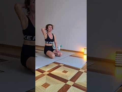 Видео: Собака мордой вверх, и Собака мордой вниз