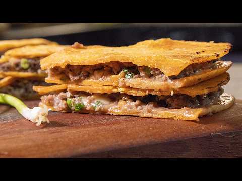 Видео: Пальчики оближешь!!! Лепешка, фарш и сыр. Вкуснее шаурмы, бургера и пиццы