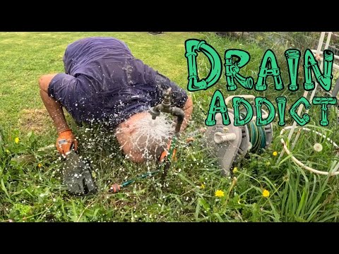 Видео: Засоренный слив 925