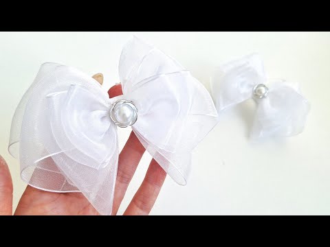 Видео: Нежные невесомые бантики из органзы на 1 сентября!