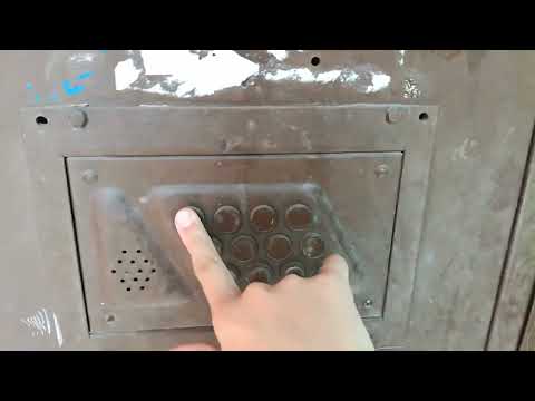 Видео: (023) Лифт СамЛЗ (1994 г.) V=0,65 м/с, Q=400 кг.