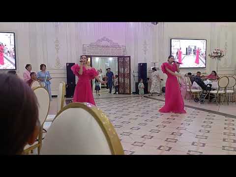 Видео: Жақсы адамдар деп ән салған қыздар қалай айты екен #би #әнші #dj #үйлену #құдалық #қызықты #беташар