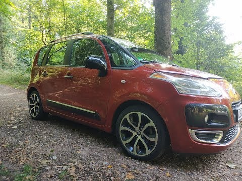 Видео: Обзор Ситроен С 3 Пикассо (Citroen C 3 Picasso)