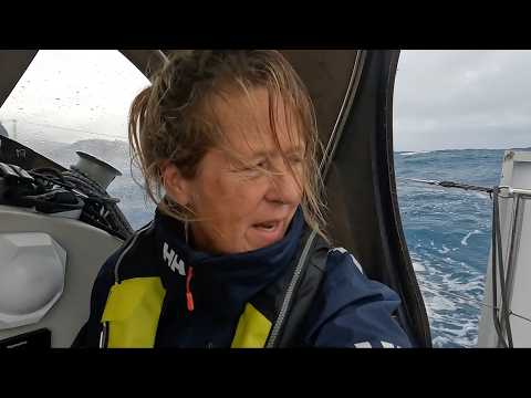 Видео: Ночное путешествие: из Порт-Дугласа на остров Лизард — Эп. 261