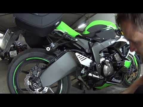 Видео: Супер ВЫХЛОП Kawasaki ZX6R 636 2014 установка Two Brothers Black Series Slip On Exhaust Carbon Fiber