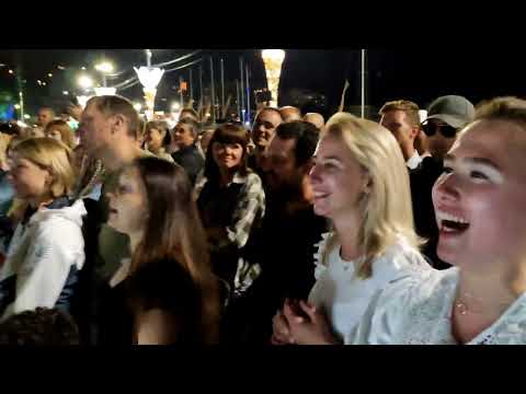 Видео: Группа Курага, выступление на набережной, Ялта 2023