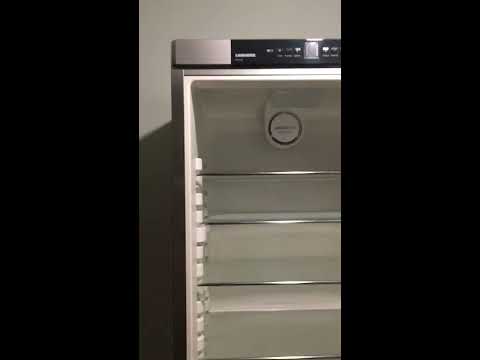 Видео: Холодильник LIEBHERR CNes 4003 (Замена по гарантии)